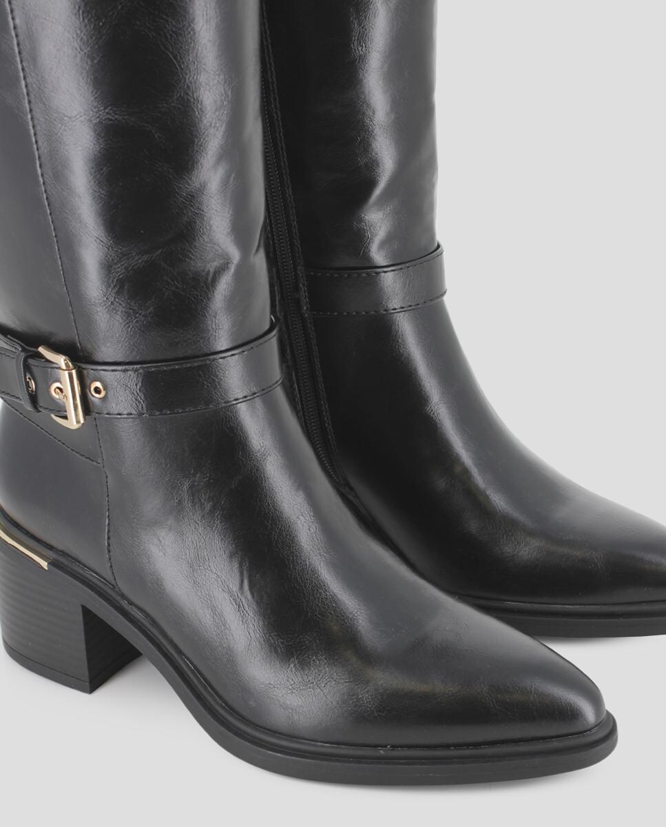 Botas Básicas de Cano Alto e Detalhes Metálicos Preto-4
