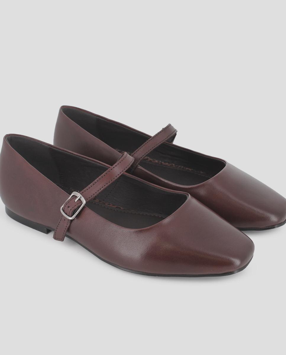 Sabrinas em Pele com Biqueira Quadrada Bordeaux-4