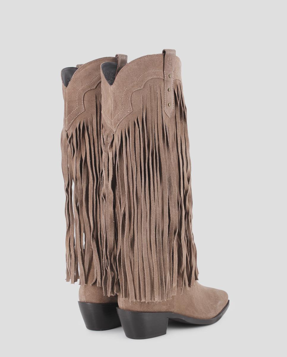 Botas Mosqueteiras de Pele com Cano Alto Coberto de Franjas Camel-3