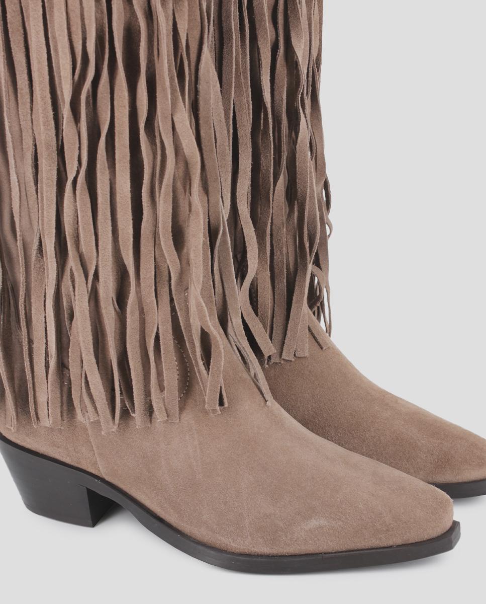 Botas Mosqueteiras de Pele com Cano Alto Coberto de Franjas Camel-4