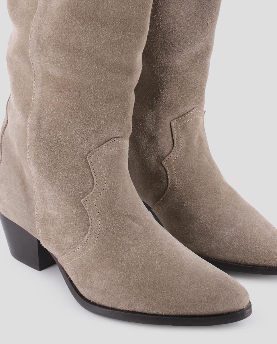 Botas Altas em Pele Camurça de Salto Baixo Cinzento-claro-4