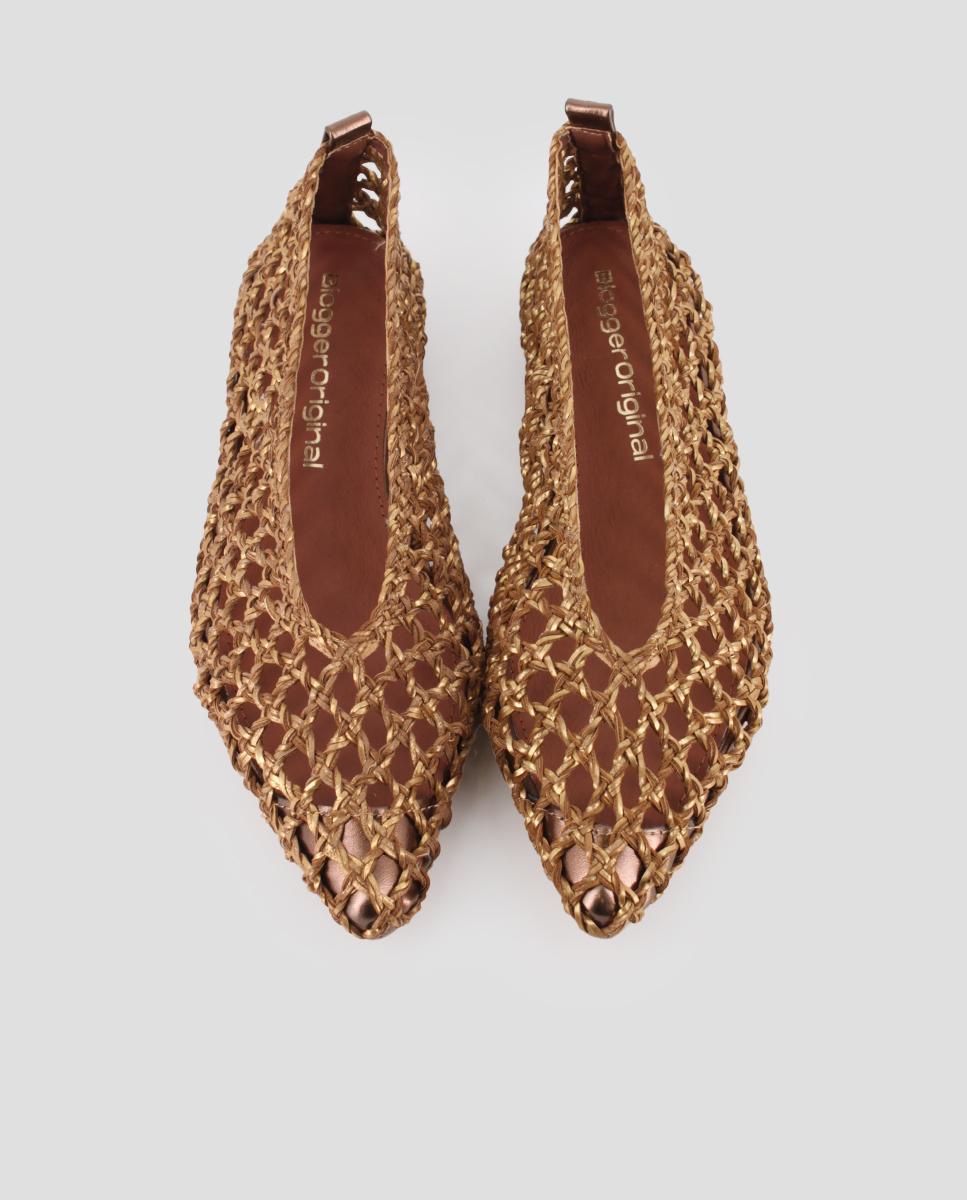 Sabrinas de Salto com Tecido Estilo Rede e Biqueira Ouro-5