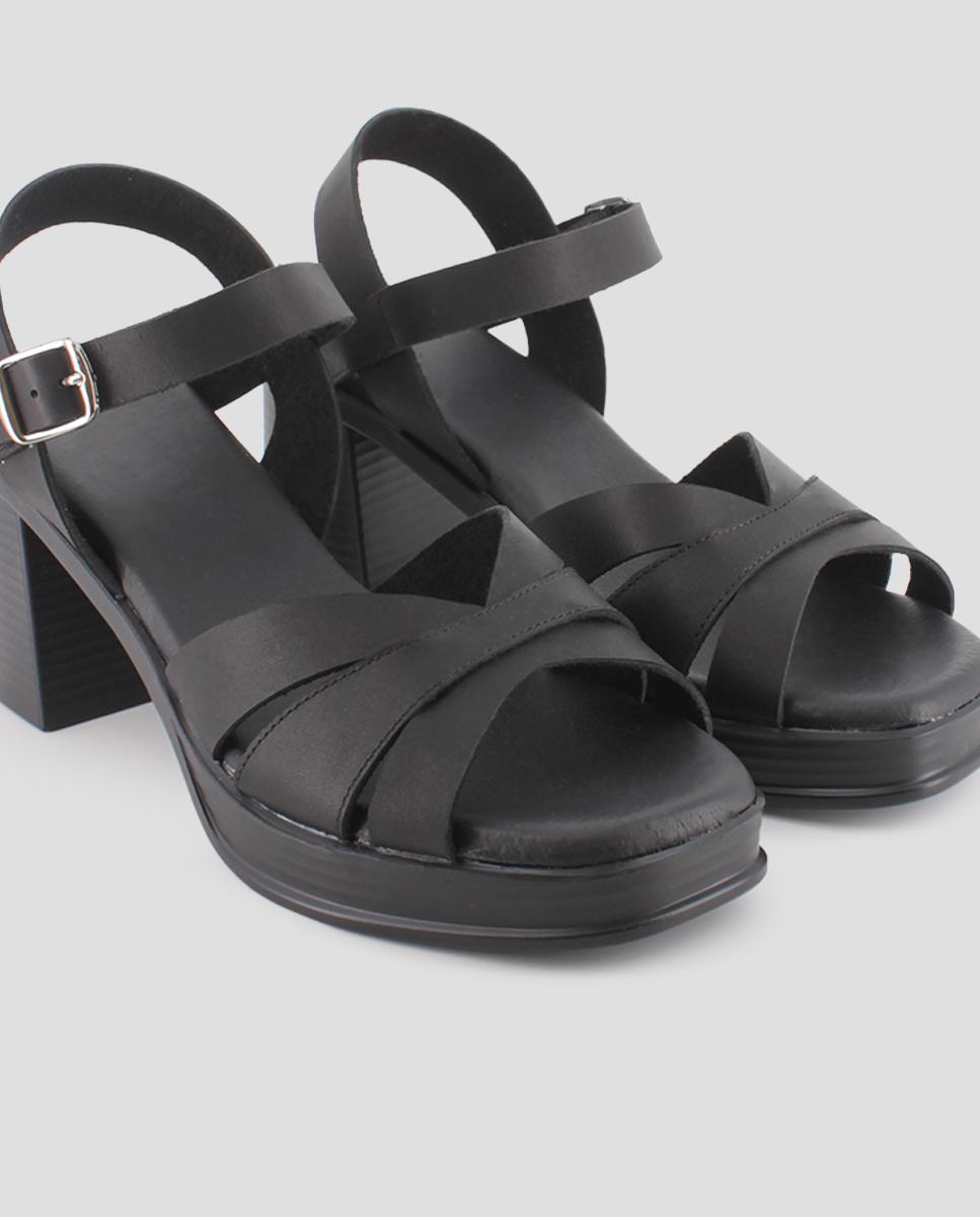 Sandálias de Tiras em Pele com Design Assimétrico Preto-4