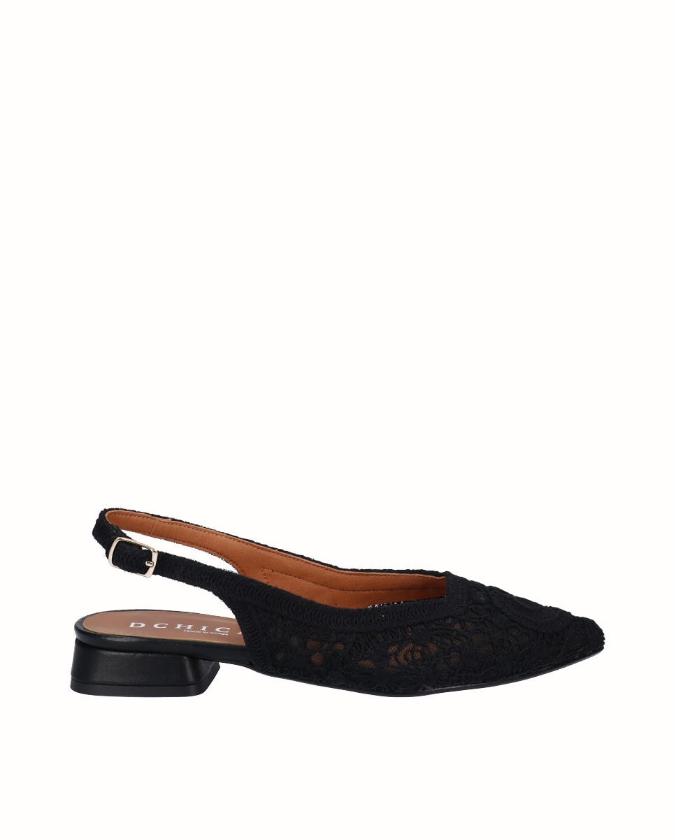 Imagem 0 de Sapatos Rasos de Fantasia com o Calcanhar Aberto