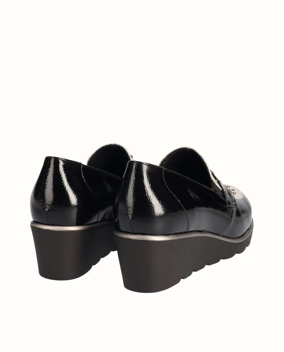 Mocassins com Cunha em Pele com Tachas Preto / Branco-3