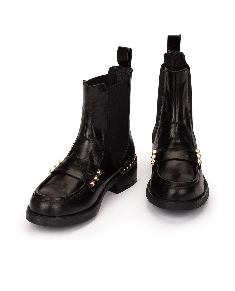 Botins Rasos com Tachas e Elástico Preto-3