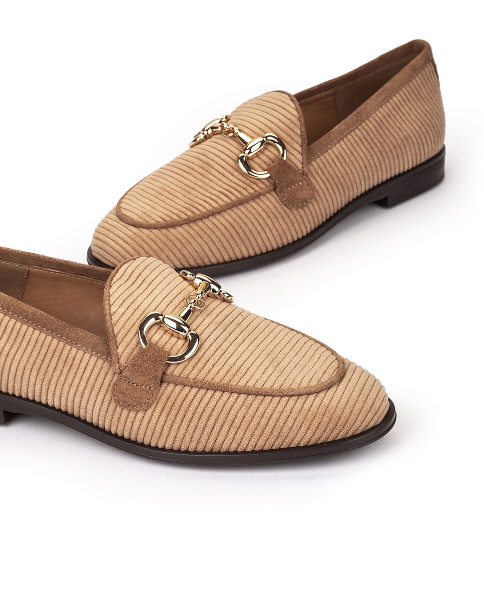 Mocassins Rasos com Adorno Bege / Castanho-4