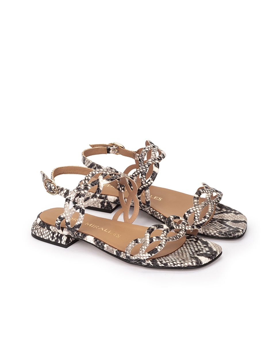 Sandálias Rasas com Fecho de Fivela Preto-2