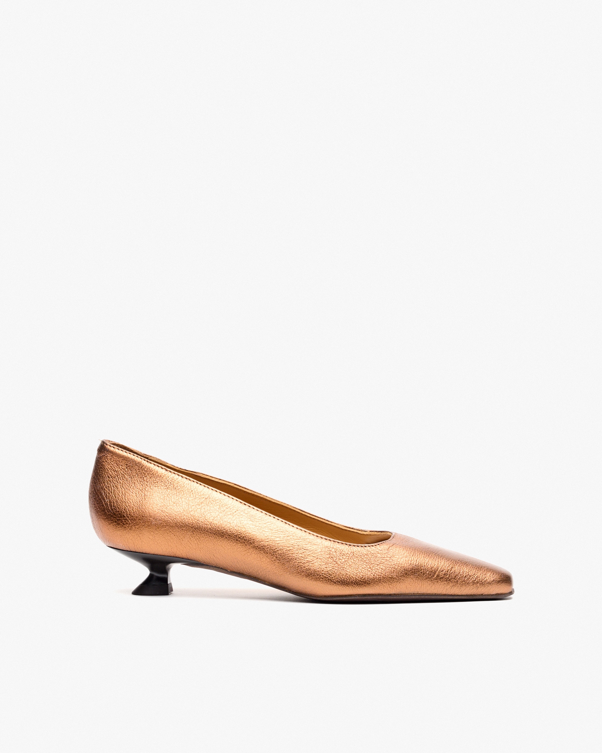 Sapatos de Salto com Tacão Baixo e Biqueira Fina Dourado-1