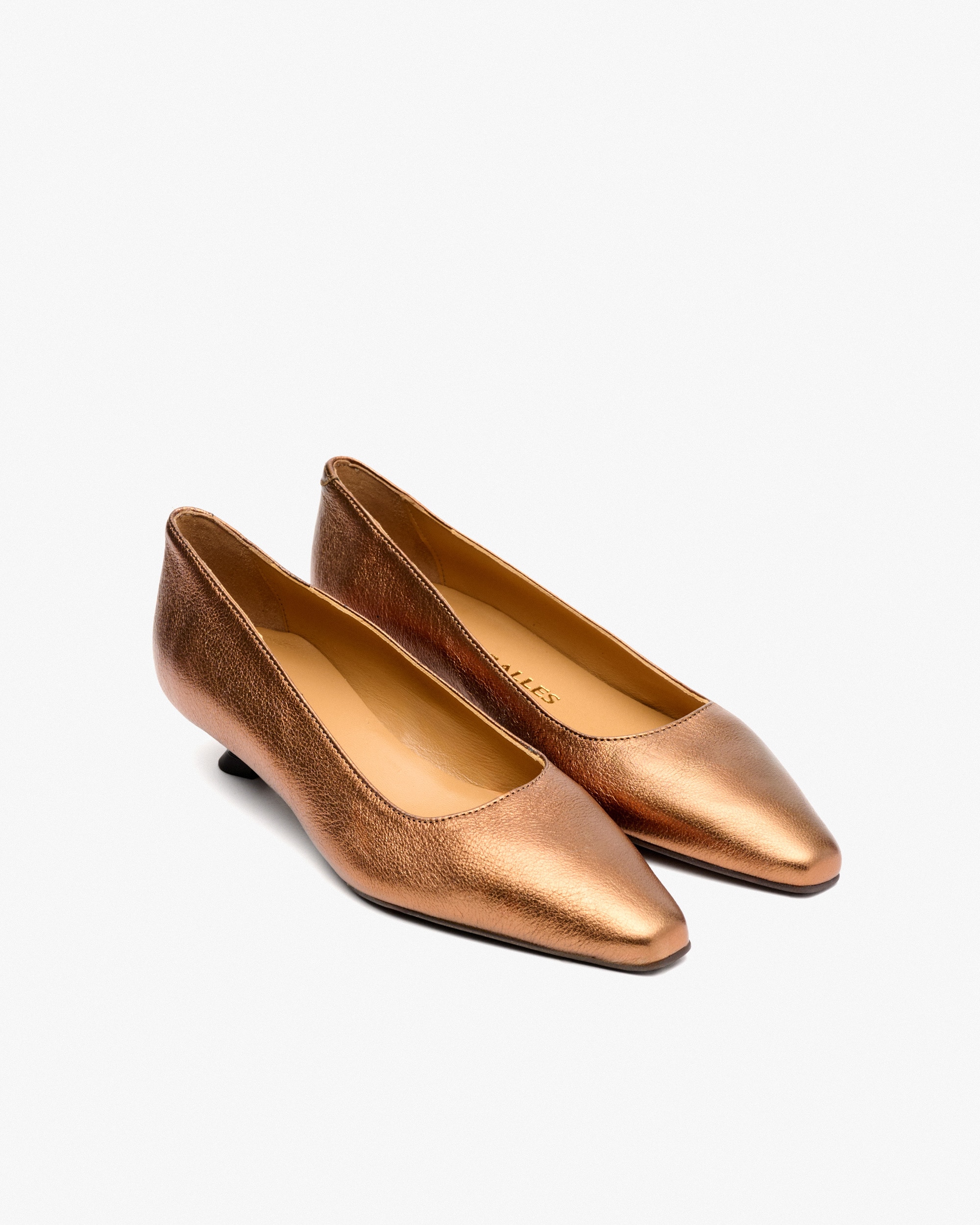 Sapatos de Salto com Tacão Baixo e Biqueira Fina Dourado-2