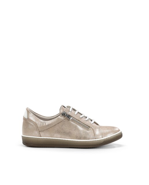 Imagem 0 de Sapatos de Cordões Fabricados em Pele