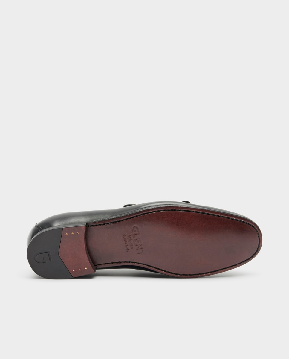Mocassins com Fivelas de Pele Preto-4
