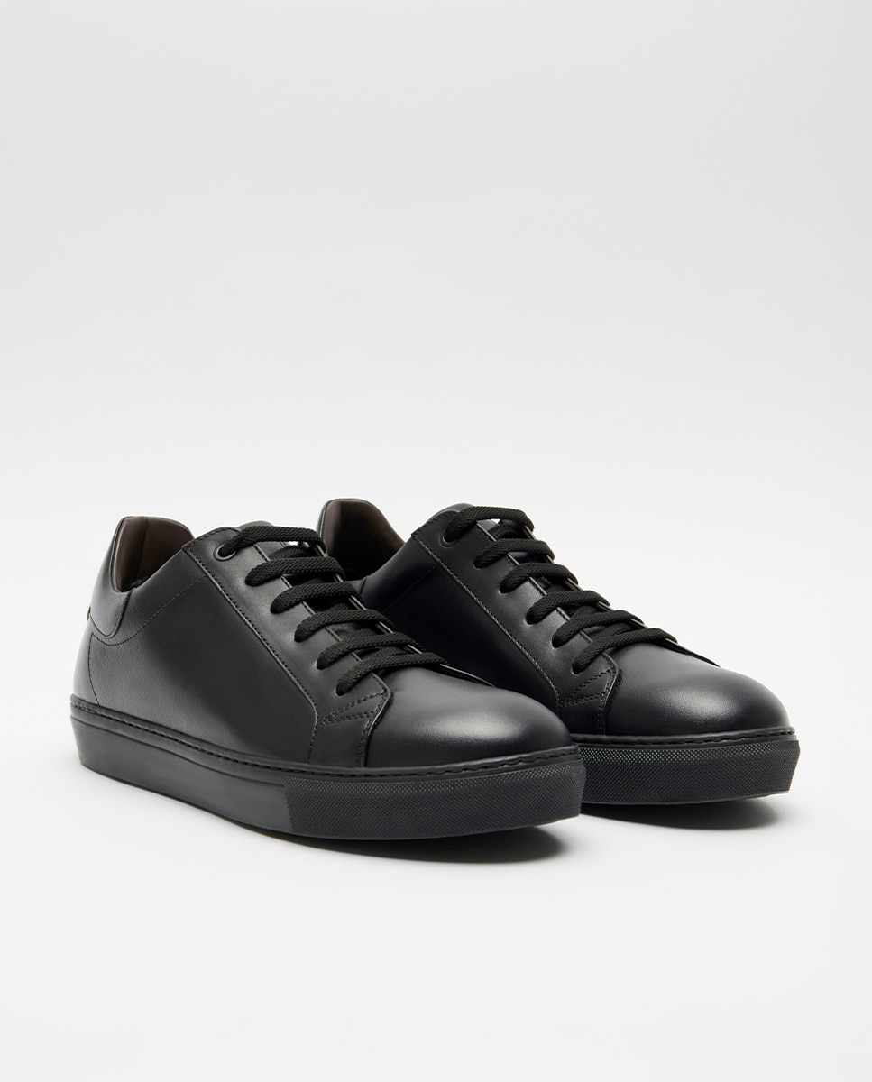 Sapatilhas de Pele com Atacadores Preto-2