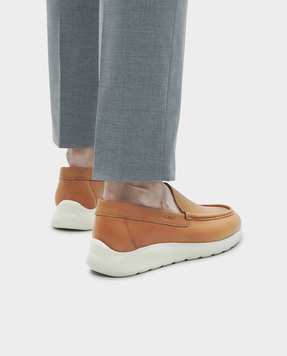 Mocassins de Pele e Sola com Amortecimento Extra Largura Especial Castanho-2