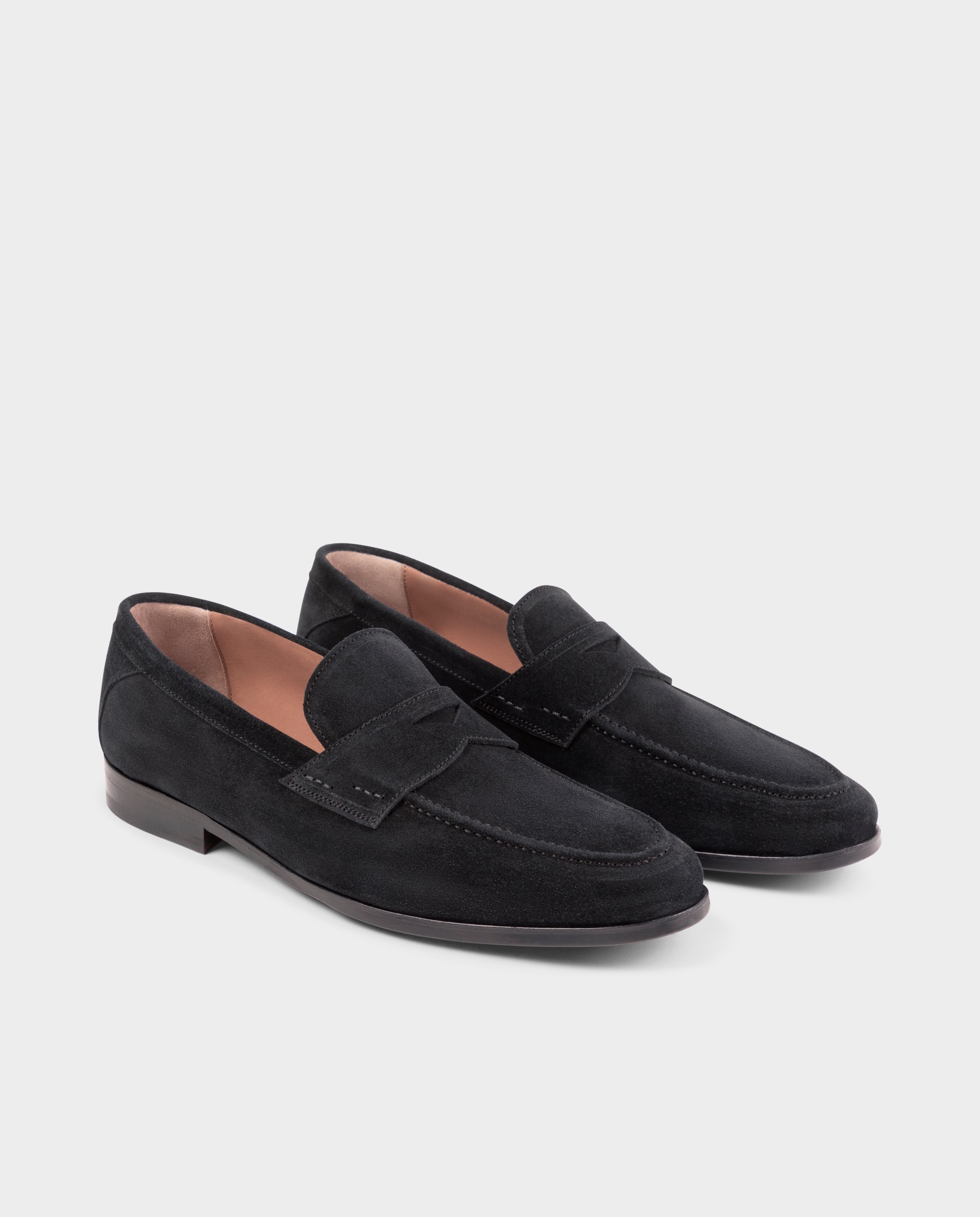 Mocassins de Pele com Travessão Preto-2