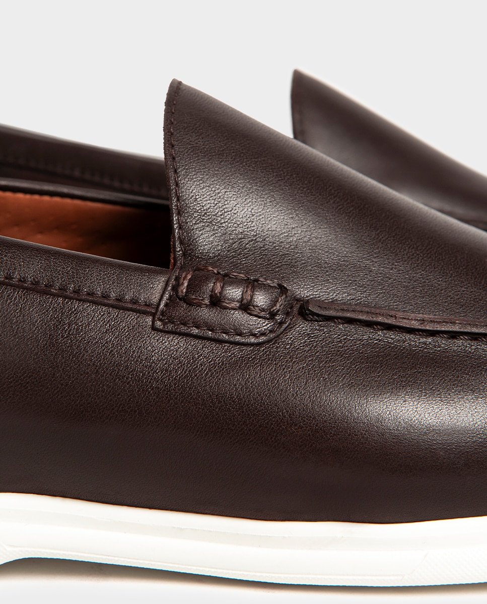 Mocassins Venezianos de Pele e Sola de Borracha Castanho-3