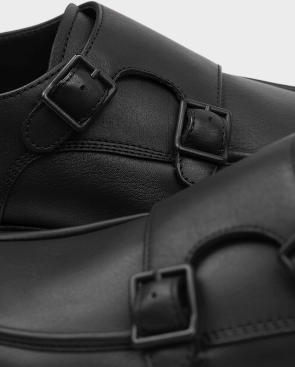 Sapatos Wallabee em Pele com Fivela Dupla e Sola Vibram Preto-4