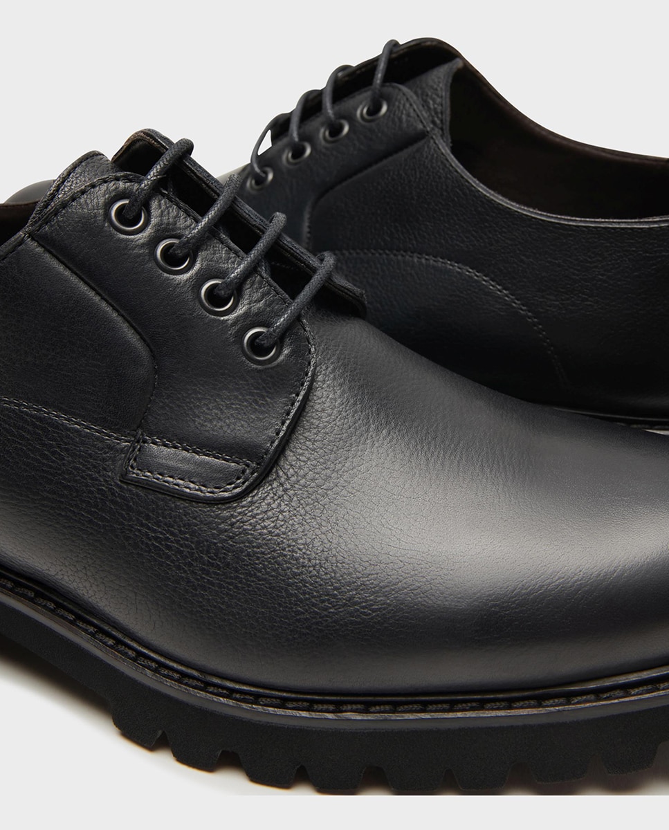 Bluchers de Pele com Sola Track Largo Especial Preto-4