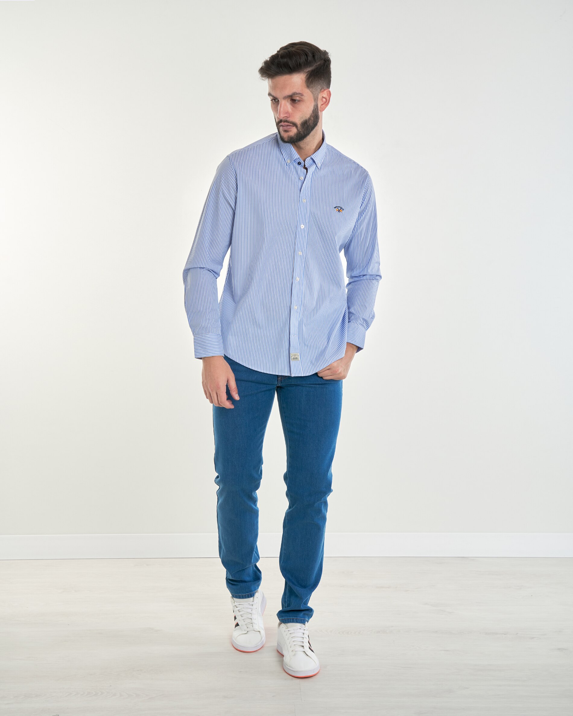 Camisa Popelina de Corte Regular com Estampado Às Riscas em Azul-claro Azul / Branco-4