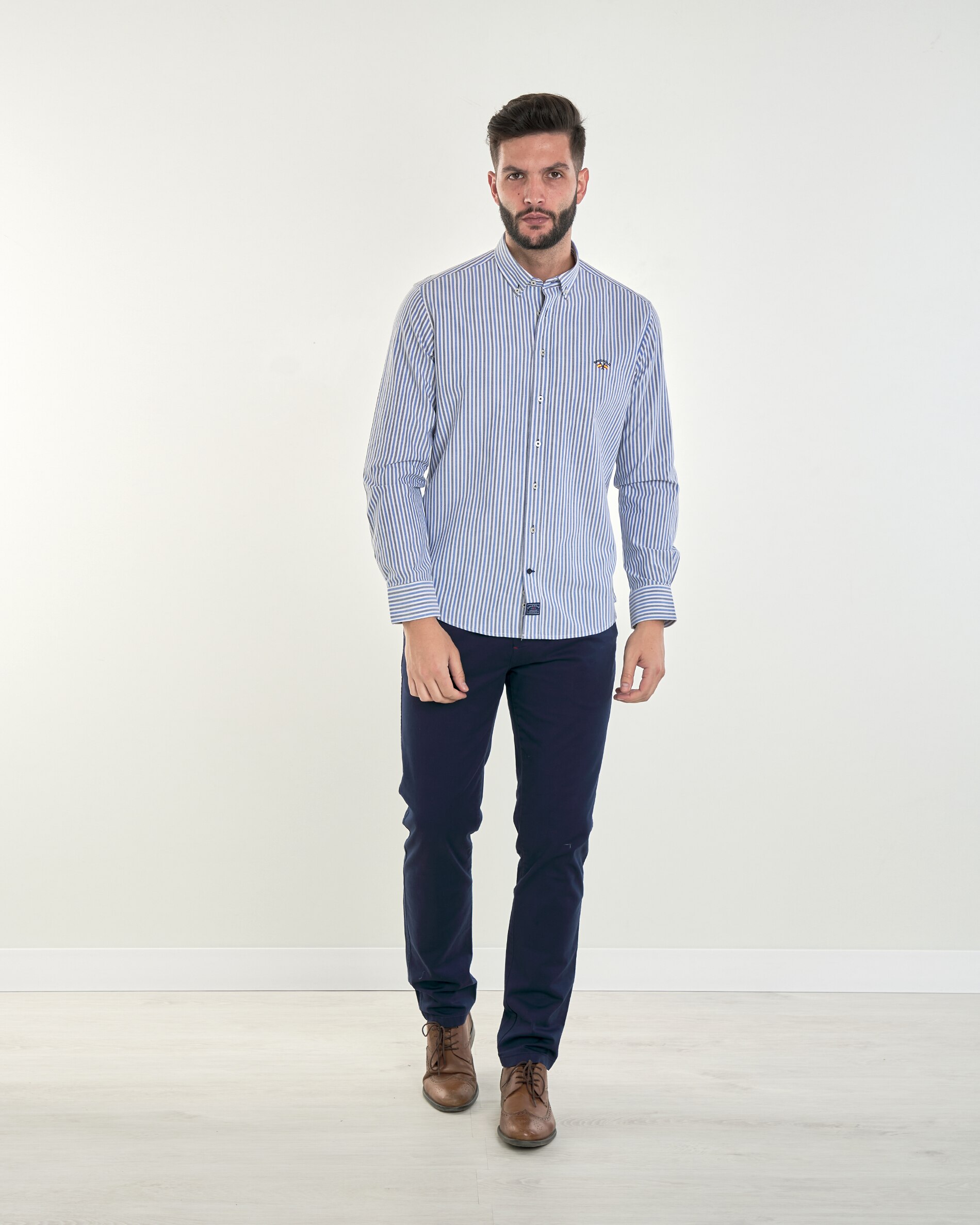Camisa Popelina com Corte Regular Estampado Às Riscas em Azul Azul-4
