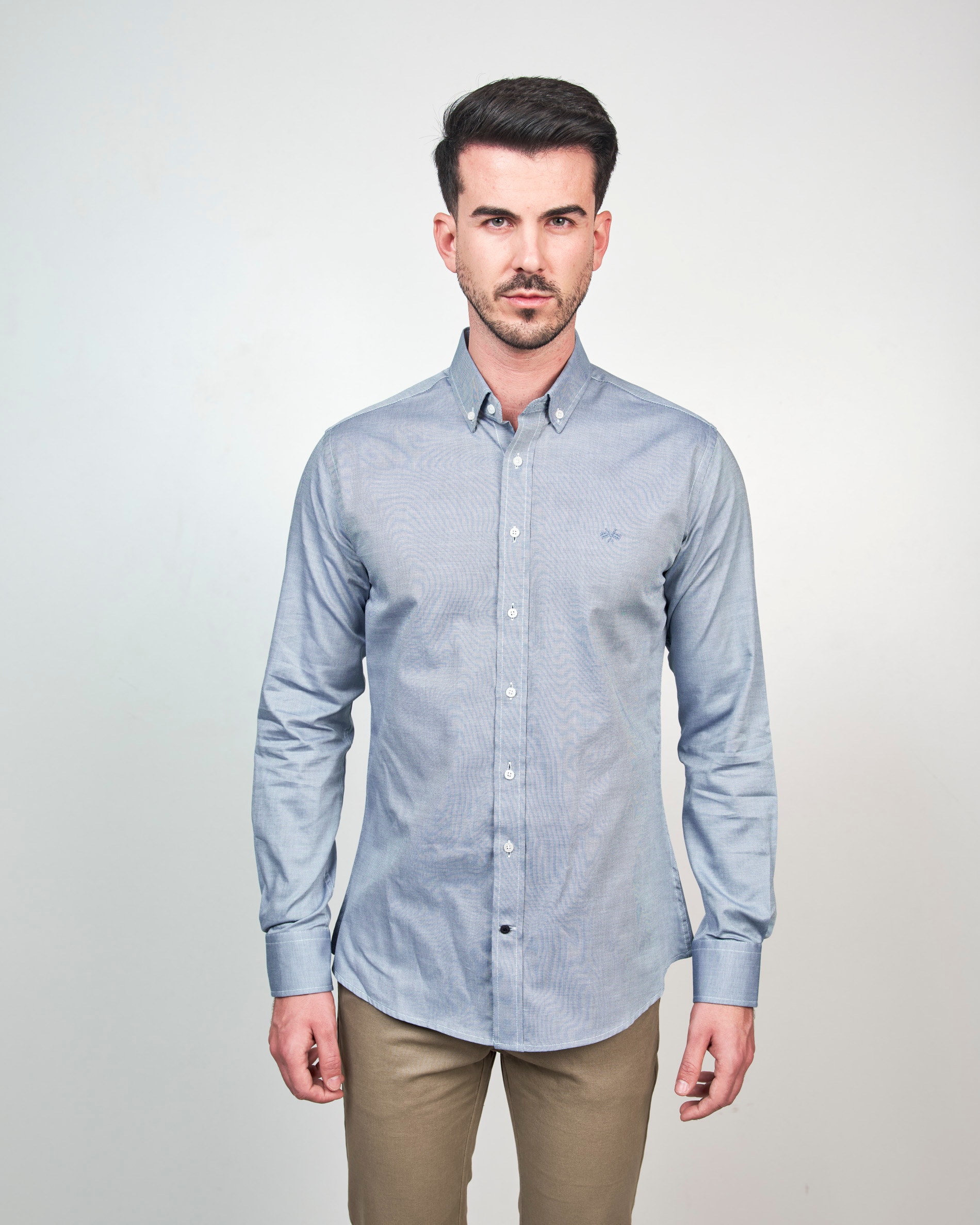 Imagem 0 de Camisa Oxford de Corte Regular Liso