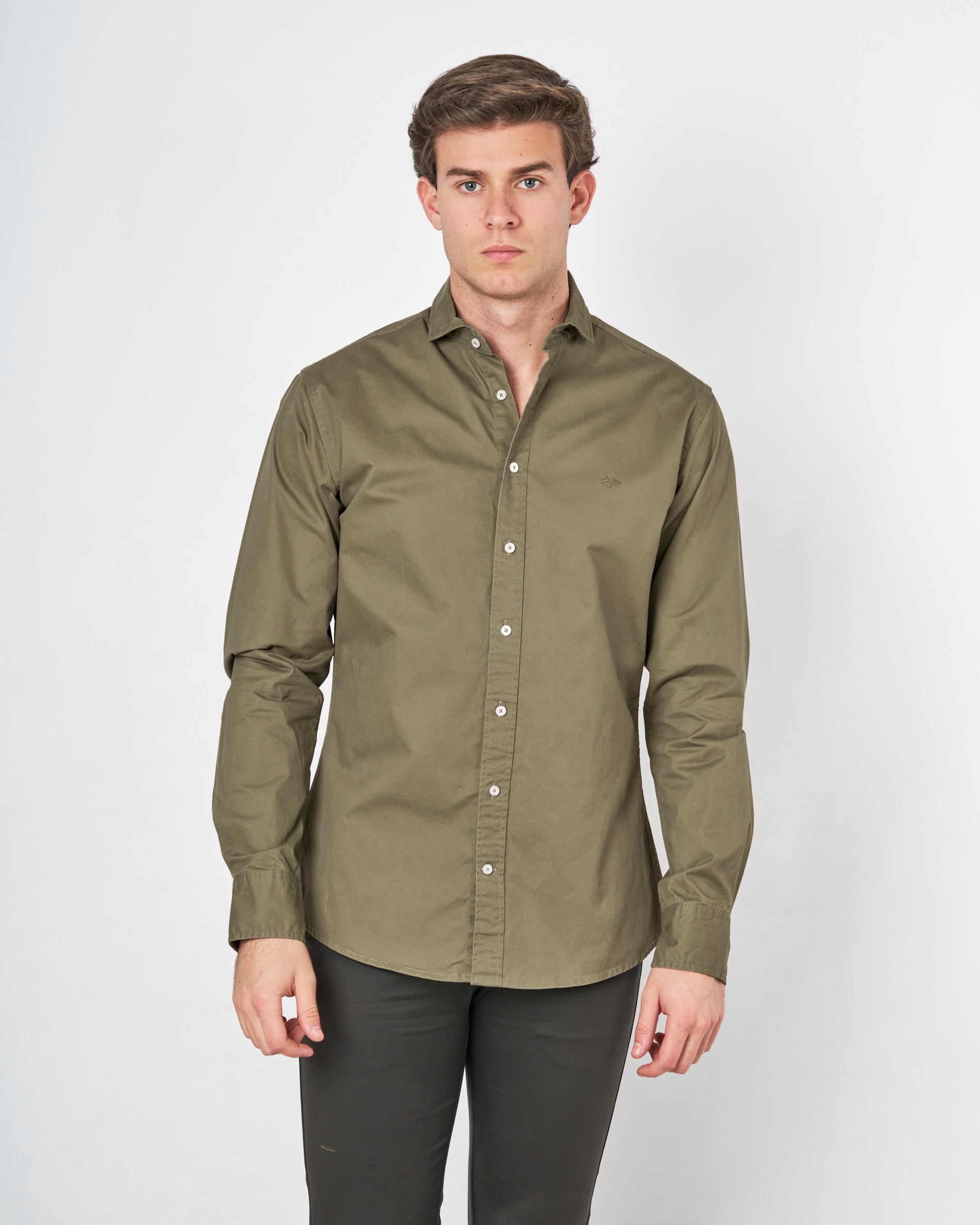 Imagem 0 de Camisa Gabardina com Corte Regular Liso