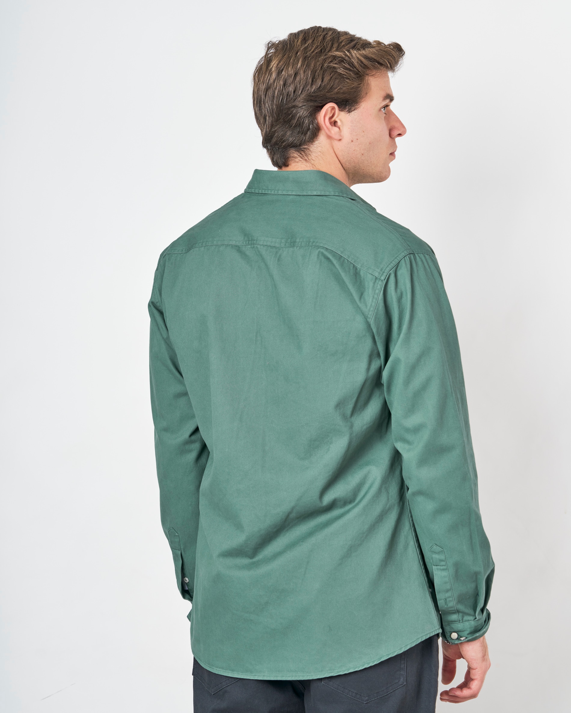 Camisa Gabardina com Corte Regular Verde-3