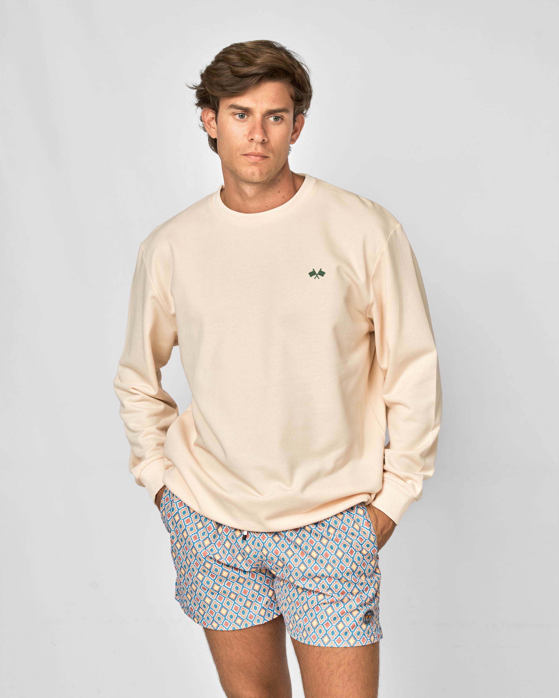 Sweat com Letras nas Costas Bege-1