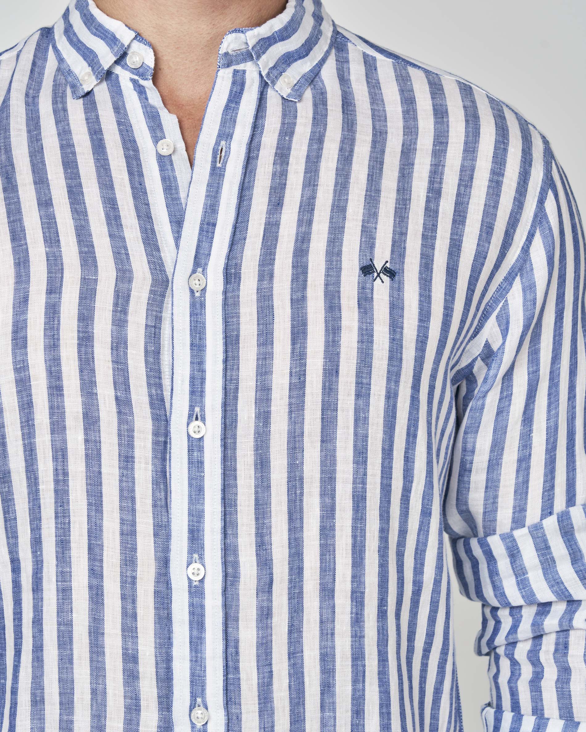 Camisa em Linho Às Riscas Azul-claro-2