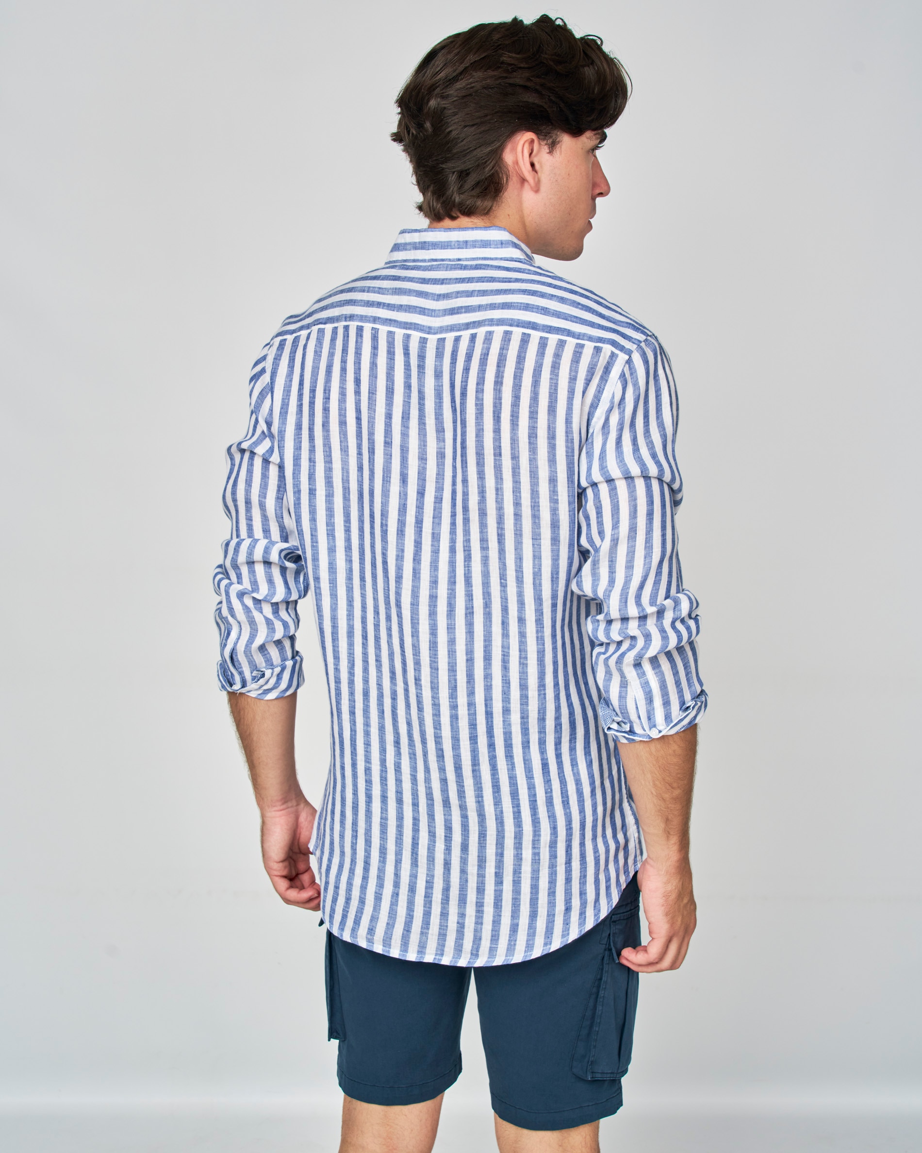 Camisa em Linho Às Riscas Azul-claro-3