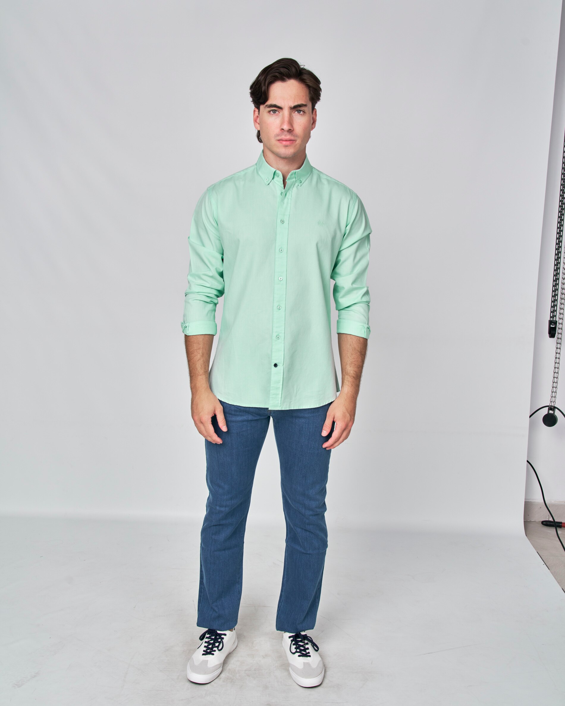 Camisa Micro Oxford Lisa Verde Azeitona-4
