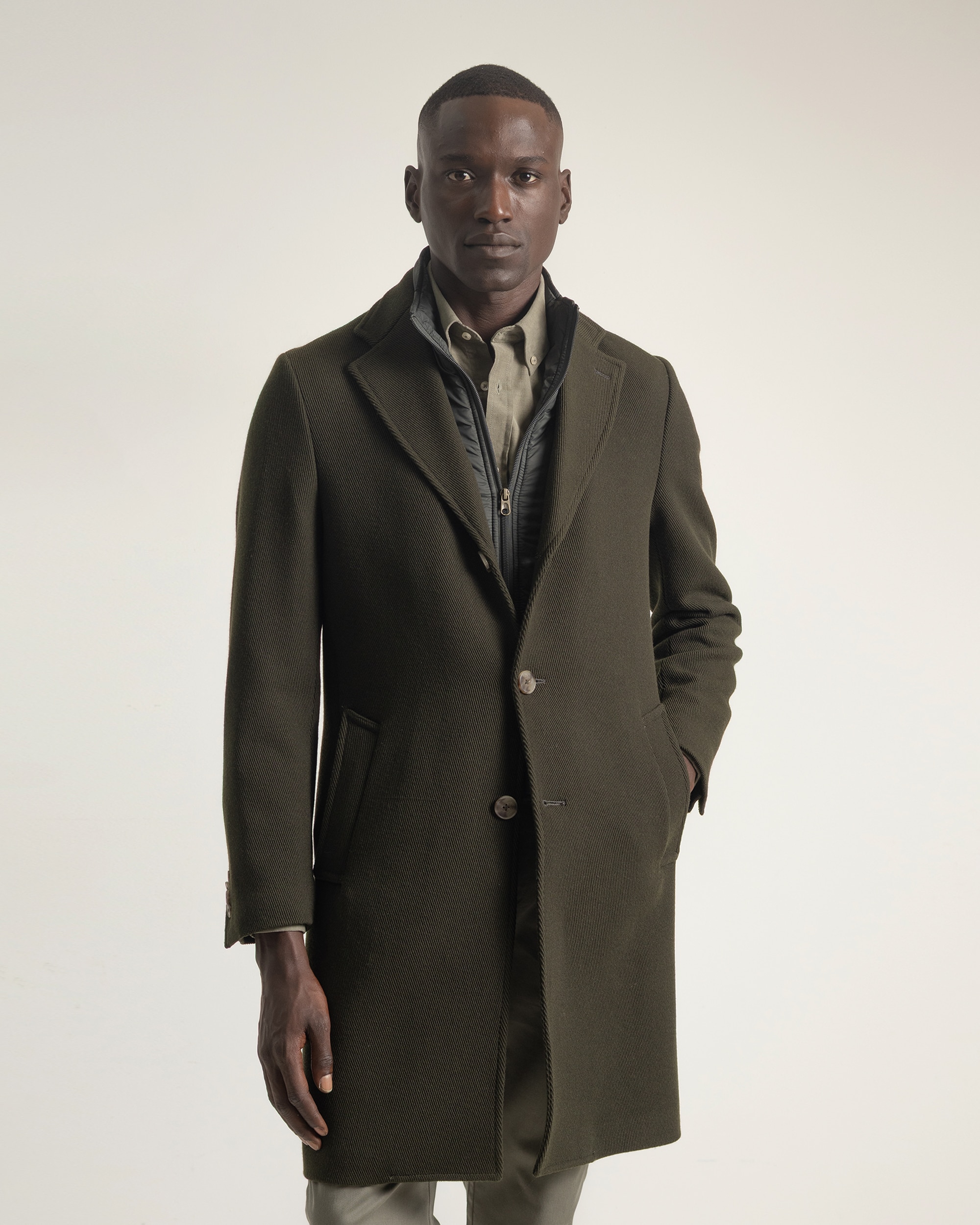 Imagem 0 de Sobretudo com Gola Desmontável em Verde-escuro