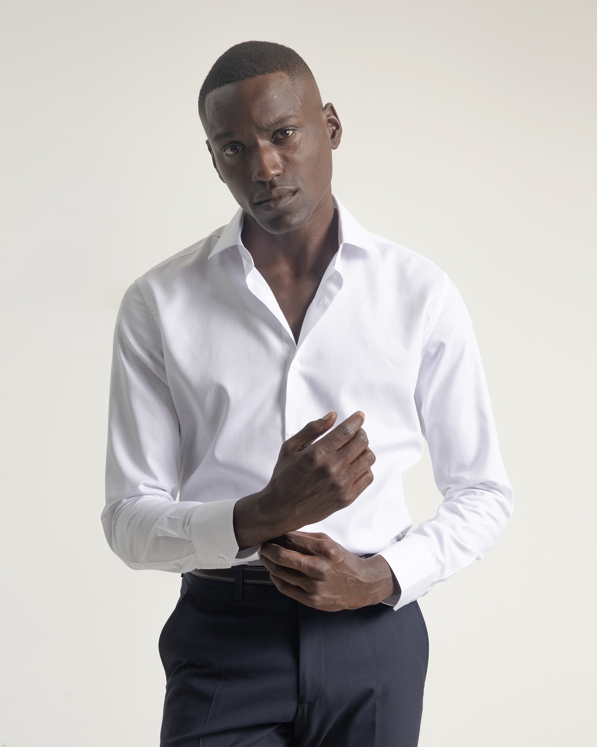 Camisa Formal com Estrutura Regular Fit Branca Branca-1