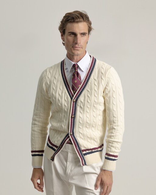 Imagem 0 de Cardigan University em Cru