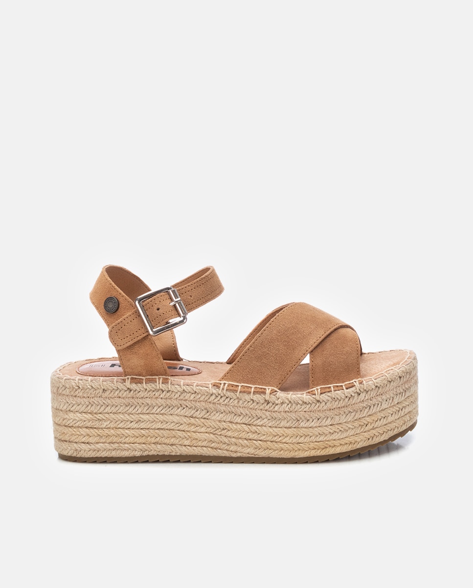 Imagem 0 de Alpercatas de Pele com Fecho de Fivela