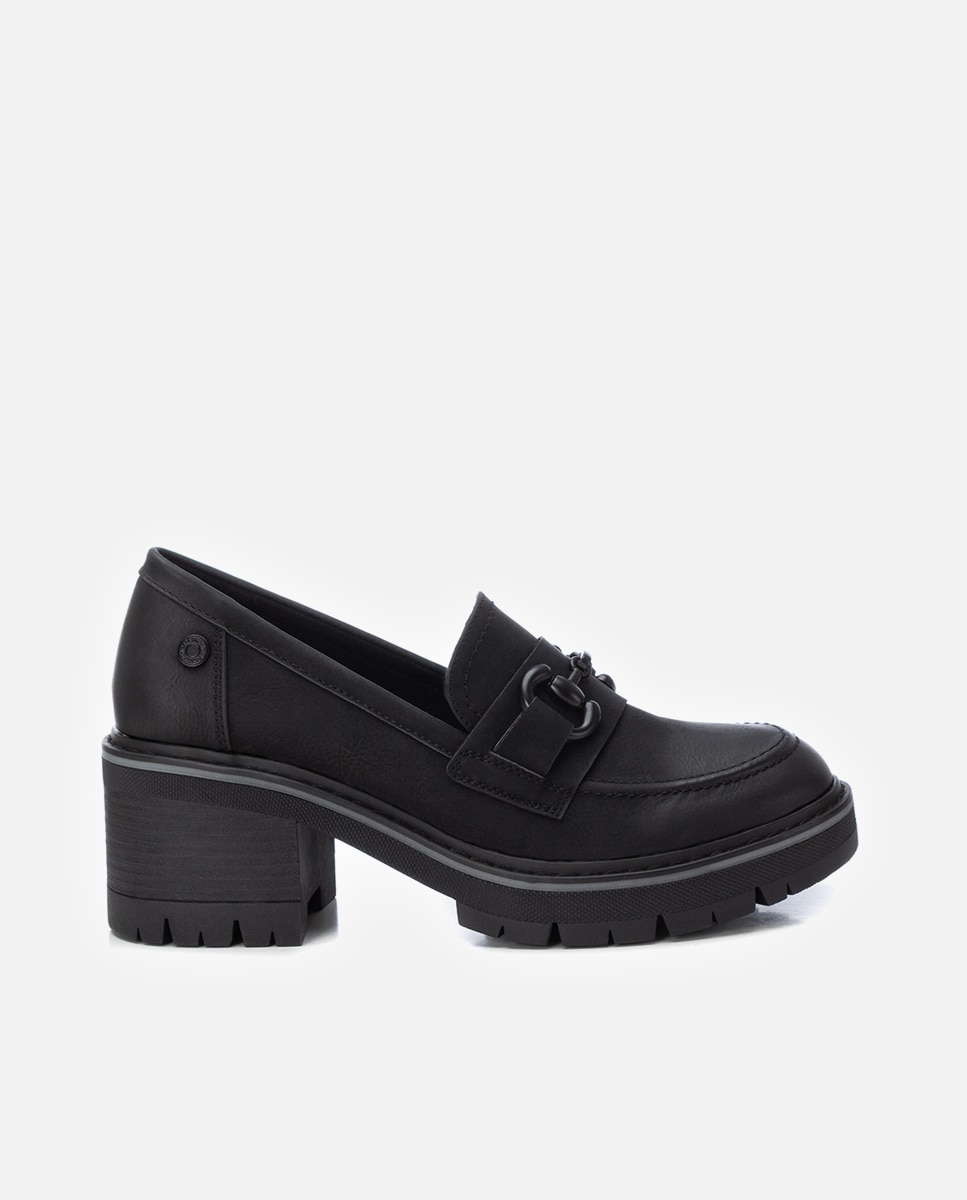 Imagem 0 de Mocassins com Fivela de Camurcina