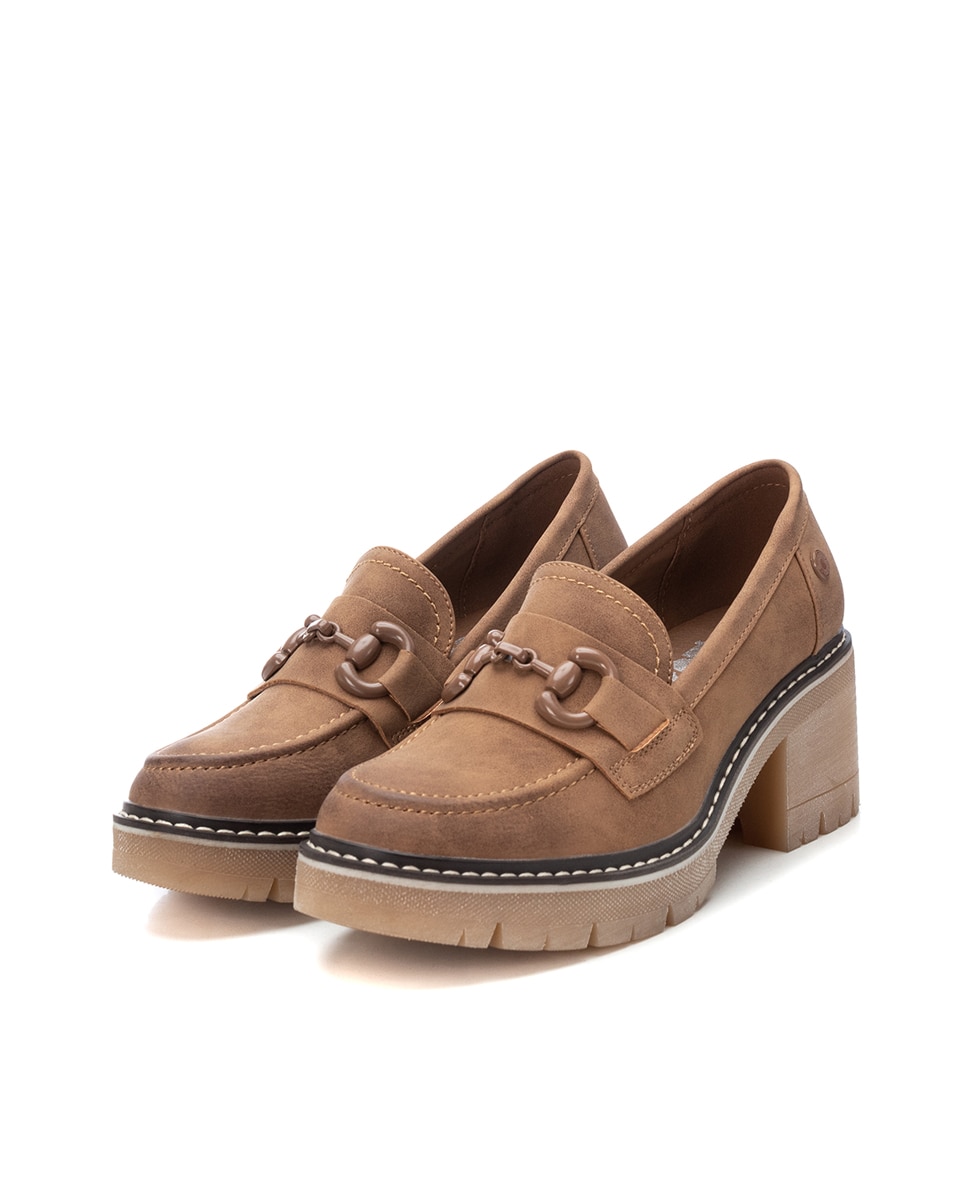 Mocassins de Salto com Fivela Decorativa Camel-5