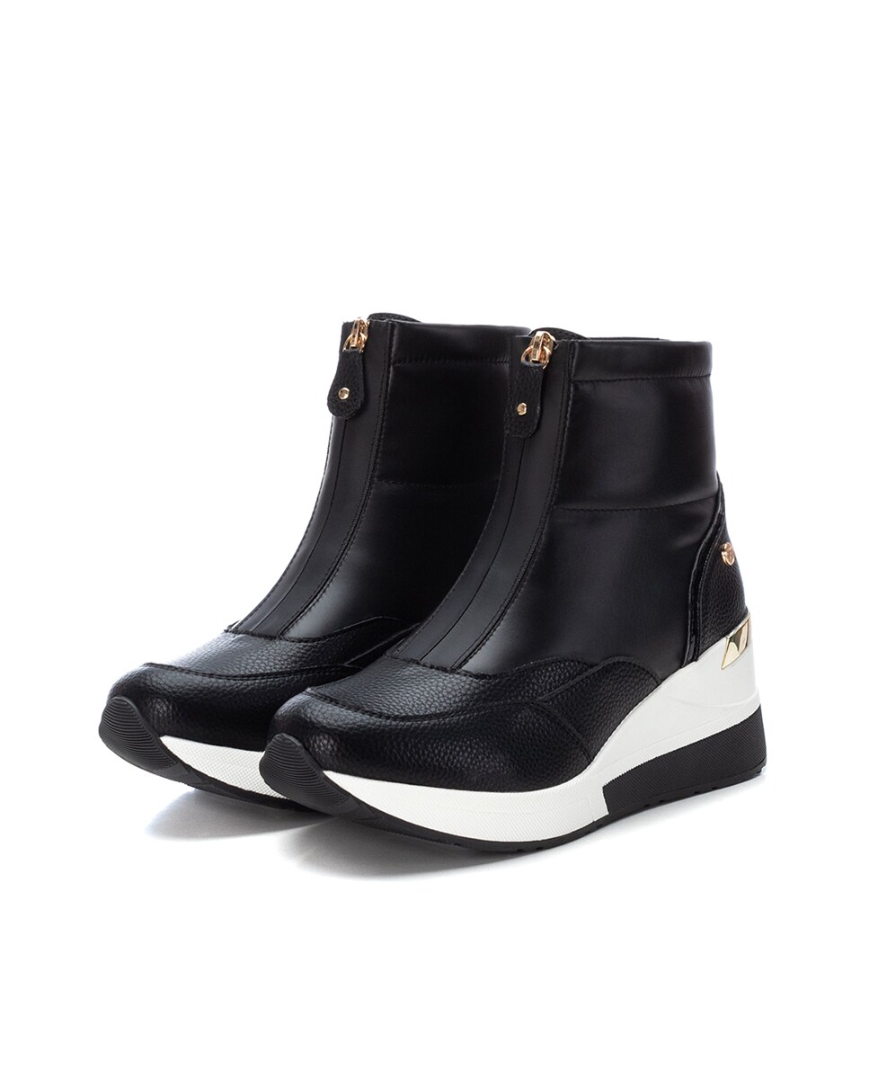 Botins Desportivos com Cunha e Fecho Zip Preto-5