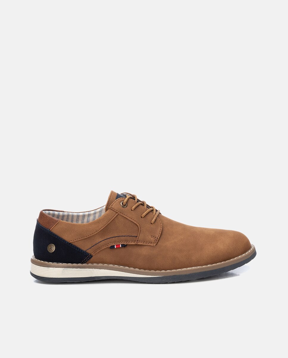 Imagem 0 de Sapatos de Atacadores com Sola de Borracha