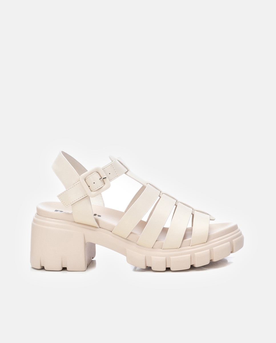 Imagem 0 de Sandálias de Salto com Fecho de Fivela