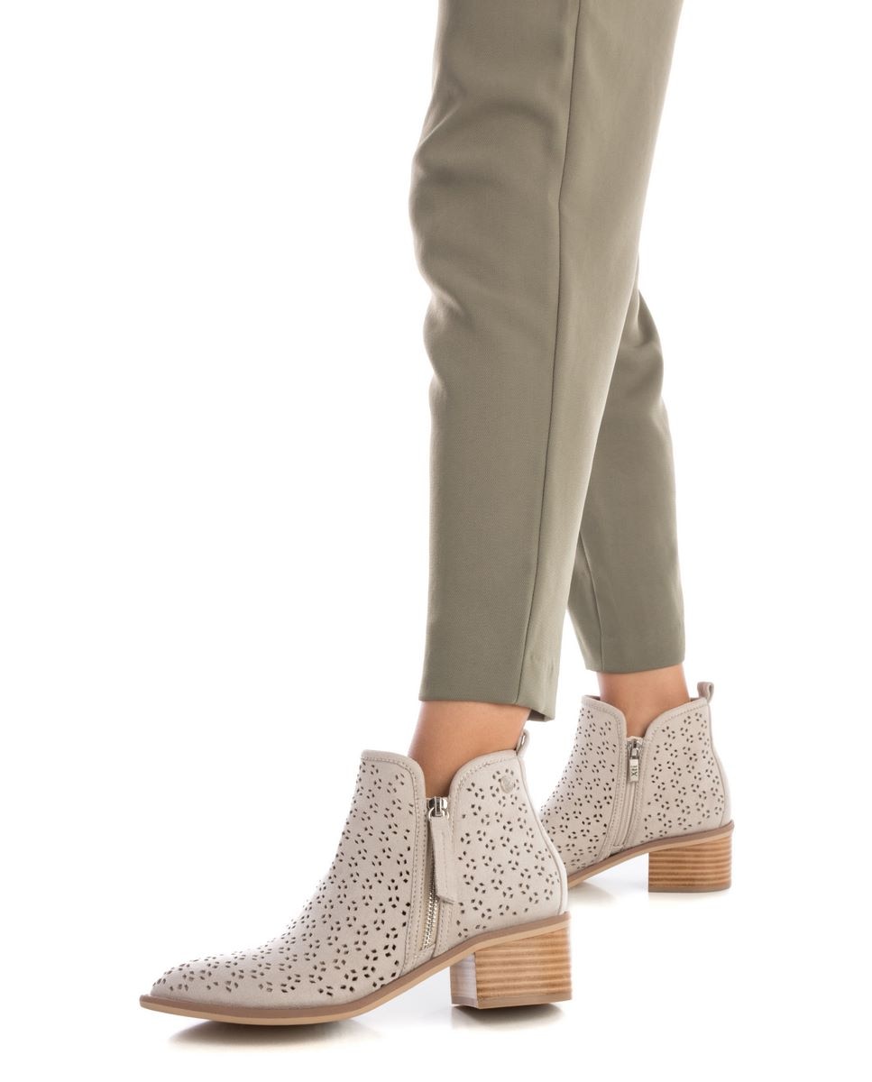 Botins Cowboy com Fecho Zip Branco-2