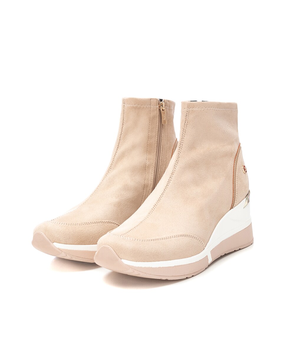 Botins com Cunha e Fecho de Correr Lateral Bege-5