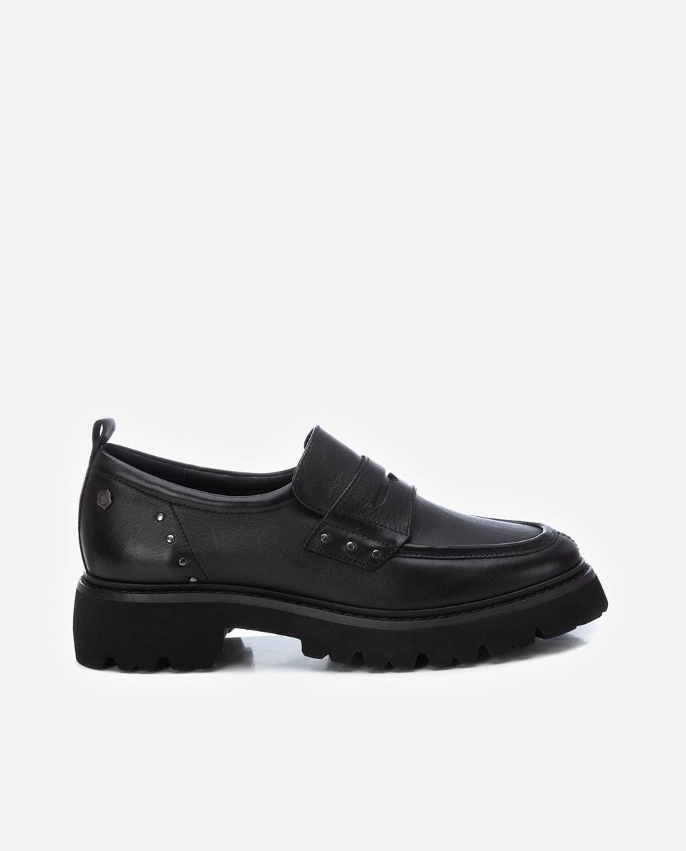 Imagem 0 de Mocassins Rasos de Pele