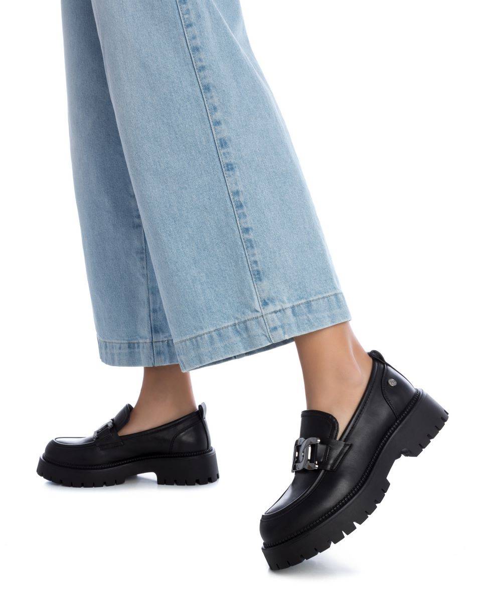 Mocassins Rasos com Fivela Preto-2