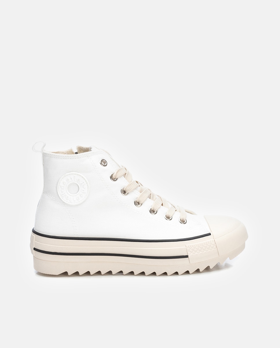 Imagem 0 de Botins com Atacadores