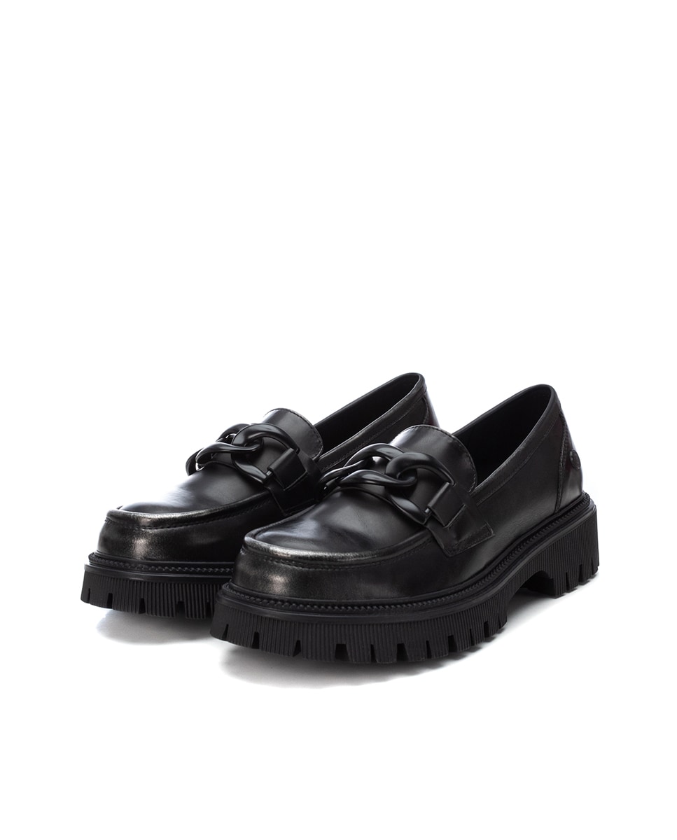 Mocassins com Corrente e Sola de Borracha Preto-5