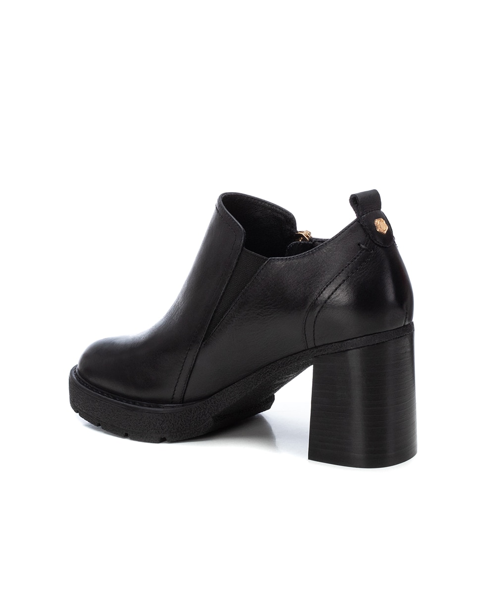 Botins de Pele com Salto Alto e Fecho Zip Preto-4