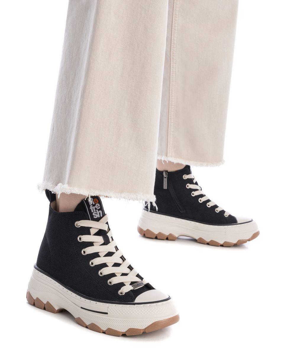 Botins Desportivos com Biqueira de Borracha Preto-2