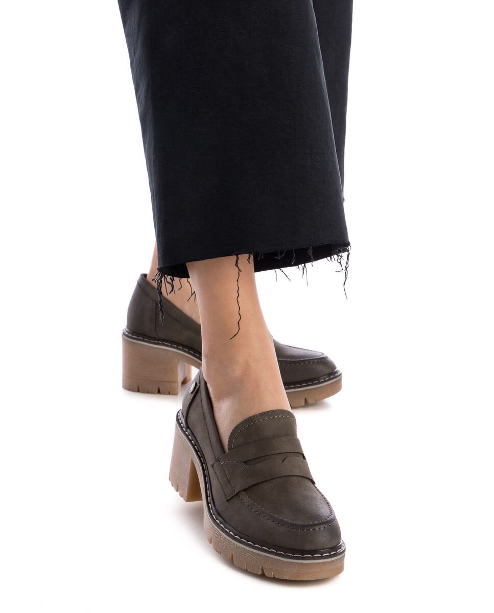 Mocassins com Salto Caqui-2