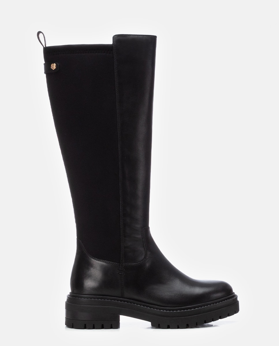 Botas com Fecho Zip de Pele Preto-1